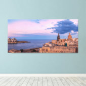 Uitzicht van zonnepanelen boven Valletta Canvas Afdruk (Insitu (Houten vloer))