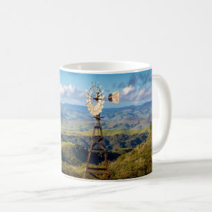Uitzicht vanaf de top van de bergen koffiemok
