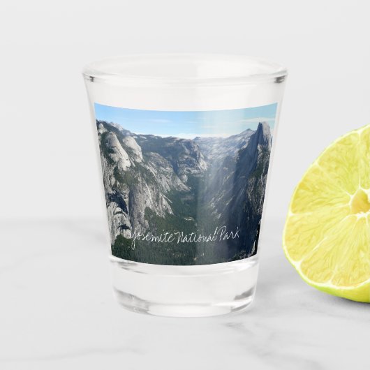Uitzicht vanaf Glacier Point in Yosemite National Shot Glas (Voorkant)