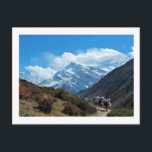 Uitzichten uit Nepal op weg naar MOUNT EVEREST Briefkaart<br><div class="desc">Richtsnoer: Postcard Whether you're sending a charming hello, a heartfelt thanks or a special announcement, Zazzle's custom postcards are the perfect way to keep in touch. Add your favorite picture or pick a customizable design and make someone's day with a simpele "hi"! Afmetingen: 4, 25 x 5, 6 inch (portret)...</div>