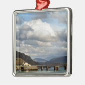 UITZICHTEN VAN WALES METALEN ORNAMENT (Links)