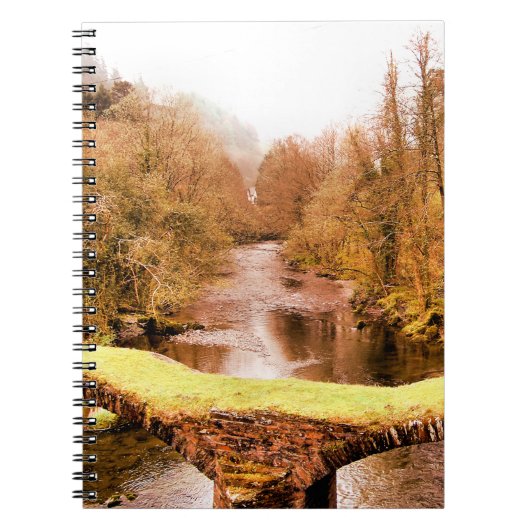 UITZICHTEN VAN WALES NOTITIEBOEK (Voorkant)