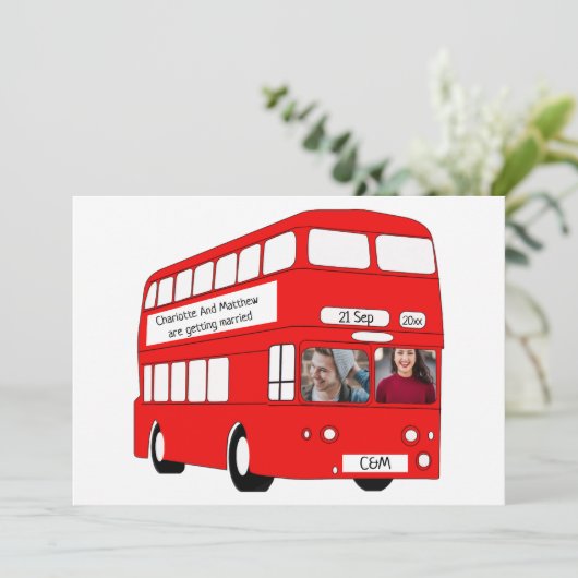 UK Red London Bus British Thmed Wedding Aankondiging (Staand voorkant)