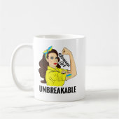 UKRANISCH MEISJE ONUITBREAKBARE BLAUWE GEEL KOFFIEMOK (Links)