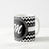 Ultra Chic Black en White ZigZag Chevron Monogram Koffiemok (Voorkant rechts)