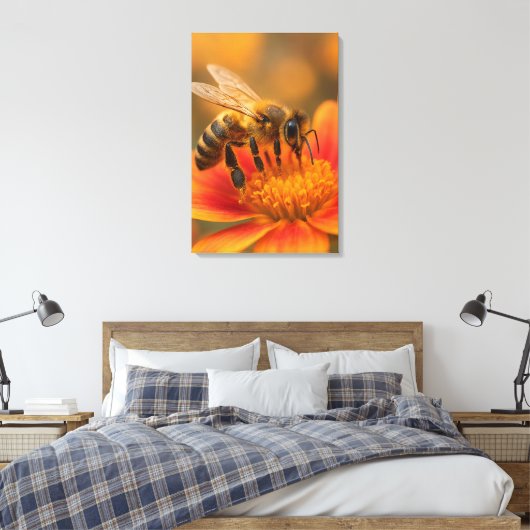 Ultra Macro Honeybee Close Up Photorealistic Canvas Afdruk (Insitu (Slaapkamer))