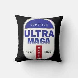 Ultra Maga 4 Kussen