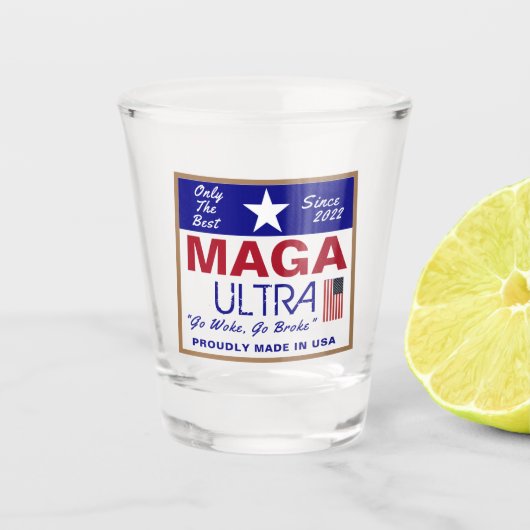 Ultra Maga Shot Glas (Voorkant)