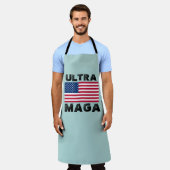ULTRA MAGA TRUMP KITCHEN APRONS SCHORT (Gedragen)