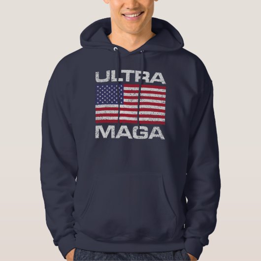ULTRA MAGA USA AMERICAN FLAG ULTRAMAGA HOODIE (Voorkant)