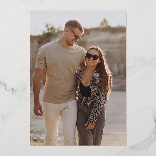 Ultra Minimal | Accent Weddenschap bij calligrafie Folie Uitnodiging (Achterkant)