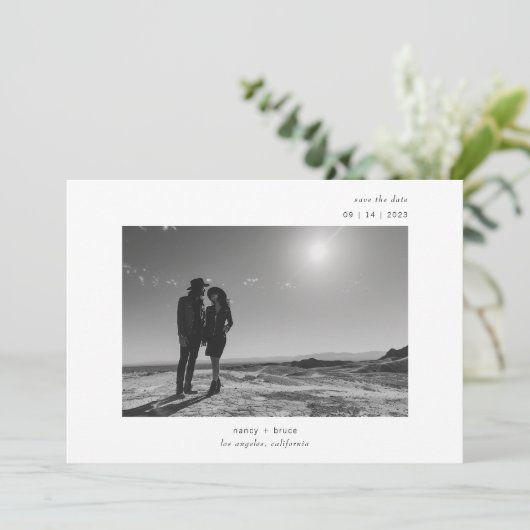Ultra Minimal Modern Typography Photo Wedding Save The Date (Staand voorkant)