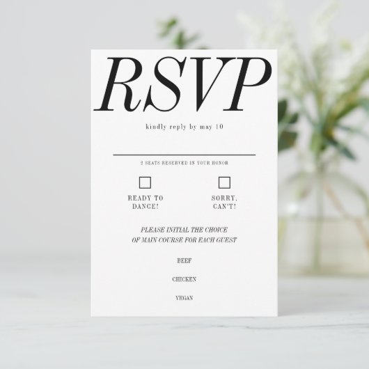 Ultra Minimale Typografie Zwart Wit Bruiloft RSVP Kaartje (Staand voorkant)