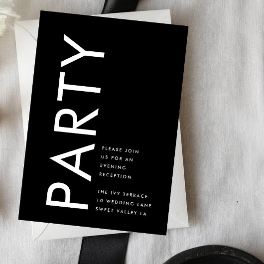 Ultra Modern Bold Big Monogram Simple Weddenschap Informatiekaartje