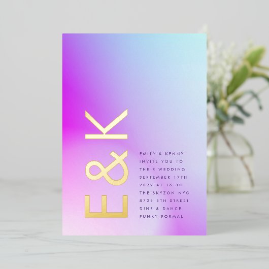 Ultra Modern gradiënt Paars valhuwelijk Folie Uitnodiging (Staand Voorkant)