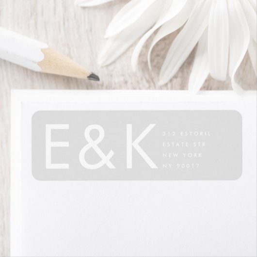 Ultra Modern Grey Bold Big Monogram Simple Etiket (Insitu)