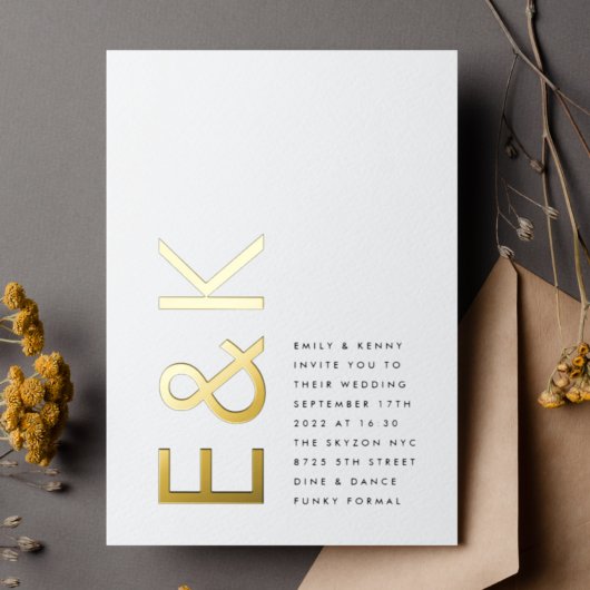 Ultra Modern Monogram Simple Wedding REAL GOLD Folie Uitnodiging