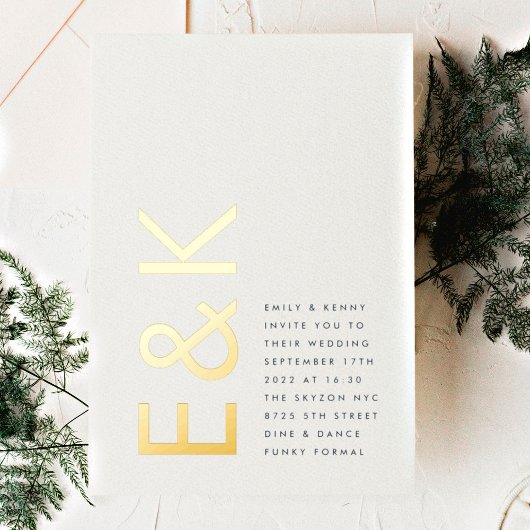 Ultra Modern REAL GOLD Monogram Navy Blue Wedding Folie Uitnodiging