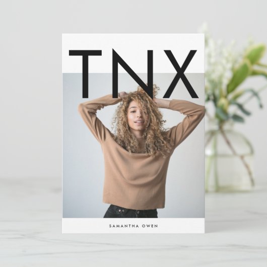 Ultra Moderne, grote TNX Simple Afstuderen Bedankkaart (Staand voorkant)