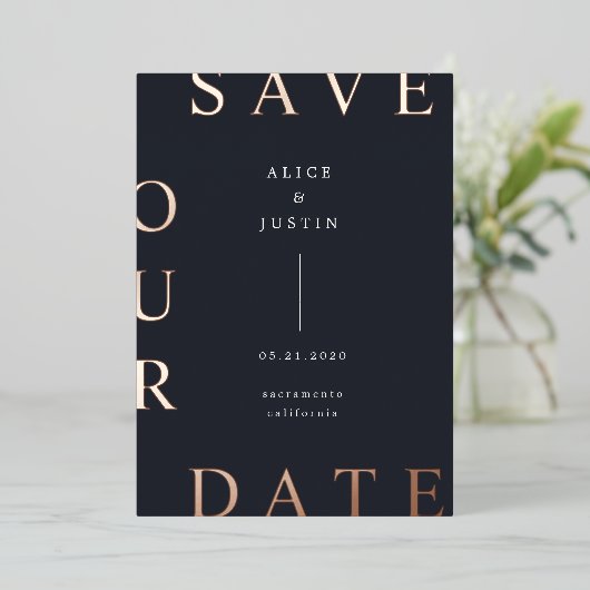 Ultra Moderne Layout Donkerblauw Save the Date Folie Uitnodiging (Staand Voorkant)