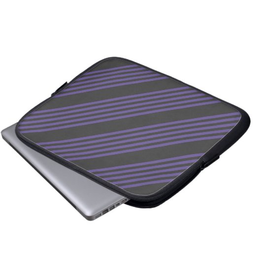 Ultra violet en houtskool met vijf strips laptop sleeve (Voorkant onderkant)