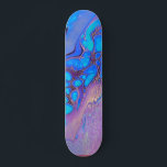 Ultra Violet heldere Abstracte marmerkunst Persoonlijk Skateboard<br><div class="desc">Dit ontwerp kan worden gepersonaliseerd door de aanpassingsoptie te kiezen om tekst toe te voegen of andere veranderingen aan te brengen. Als dit product de optie heeft om het ontwerp naar een ander object over te brengen, moet u het ontwerp zo nodig aanpassen. Neem contact met me op colorflowcreations@gmail.com als...</div>