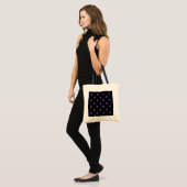 Ultra violet kruisstift op zwart tote bag (Voorkant (model))