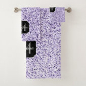 Ultra violet licht paarse glitters glans Monogram Bad Handdoek (Insitu)