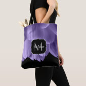 Ultra violet paars bloemblad zwart tote bag (Dichtbij)