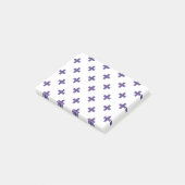 Ultra violet polka kruist wit post-it® notes (Schuin)