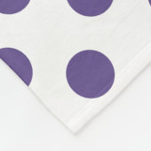 Ultra-violet polka-punten op wit fleece deken (Hoek)