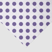 Ultra-violet polka-punten op wit tissuepapier (Detail)