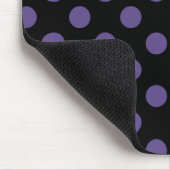 Ultra violet polka-punts op zwart muismat (Hoek)