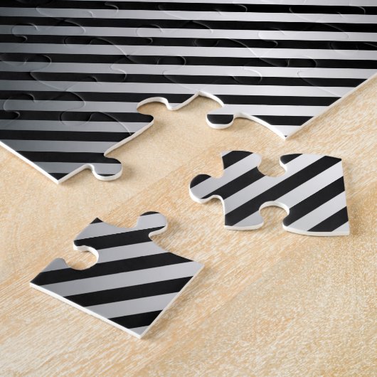 Ultradunne gradatielijnen in zwart en wit legpuzzel (Zijkant)