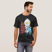 ULTRAMAN RIDING SCOOTER - JAPAN RETRO TOKUSATSU T-SHIRT (Voorkant volledig)