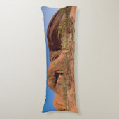Uluru Ayers Rock Outback Australië Foto Lichaamskussen (Voorkant Verticaal)
