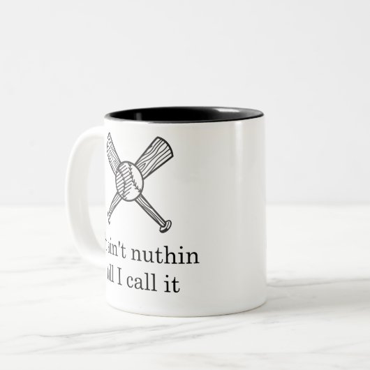 Umpire Mok (Voorkant links)