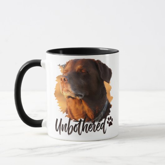 Unbothered Golden Hour Dog – Premium Minimalist Mok (Links)
