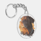 Unbothered Golden Hour Dog – Premium Minimalist  Sleutelhanger (Voorkant Links)