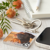 Unbothered Golden Hour Dog – Premium Minimalist  Sleutelhanger (Voorkant Rechts)