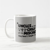 Uncles zijn er om het kind te helpen missen koffiemok (Links)