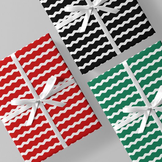 Unconventional Chic Black, Red & Green Christmas Inpakpapier Vel