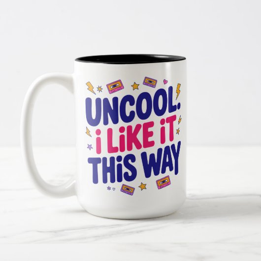 Uncool and Proud Tweekleurige Koffiemok (Links)