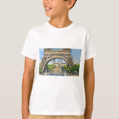 Under the Eiffel Tower – Paris Urban Life  T-shirt (Voorkant)