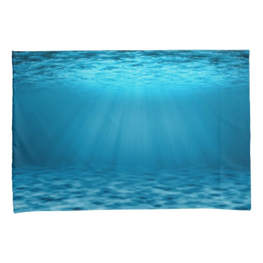 Underwater Ocean Light in Calm Blue Kussensloop (Voorkant-Rechts)