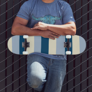 Uneven Stripes - Donkerblauw, lichtblauw en crème Persoonlijk Skateboard