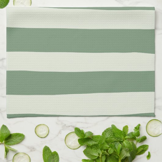 Uneven Stripes - groen Theedoek (Gevouwen)