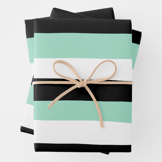 Uneven Stripes - Mint Green, White en Black Inpakpapier Vel (In situ)