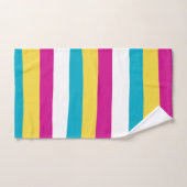 Uneven Stripes - Turquoise, Geel, Roze en Wit Bad Handdoek (Handdoek)