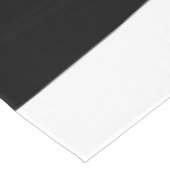 Uneven Stripes - zwart en wit Tafelkleed (Gekanteld)